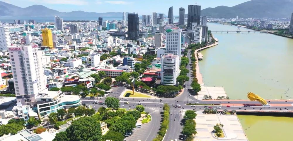Da Nang establecio un grupo de trabajo, listo para operar el nuevo aparato. Foto: Tran Thi