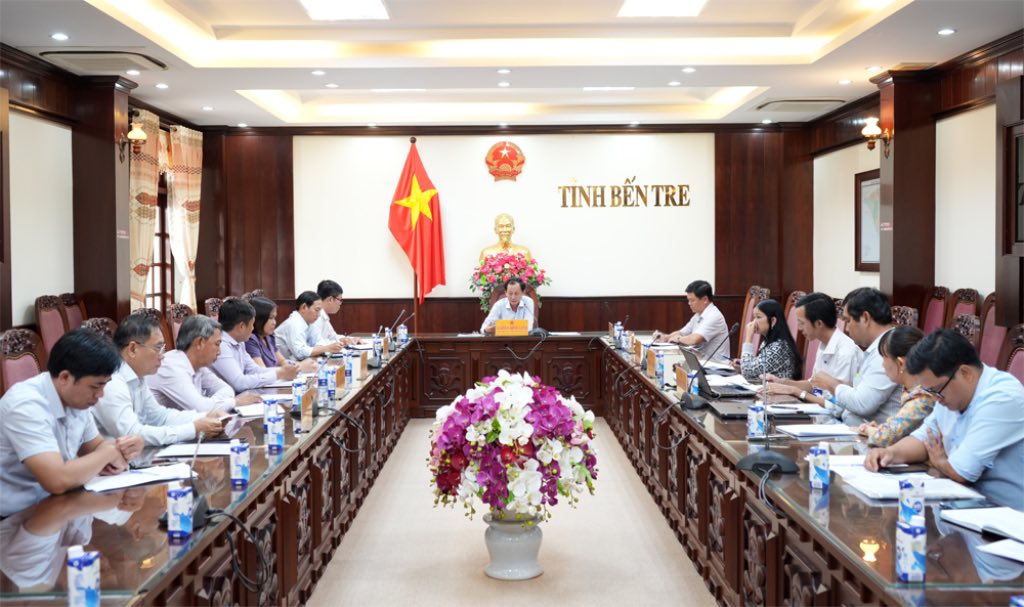 Mr. Nguyen Minh Canh - Vice Chairman of Ben Tre Provincial People's Committee - chaired the meeting. Photo: Ben Tre Portal