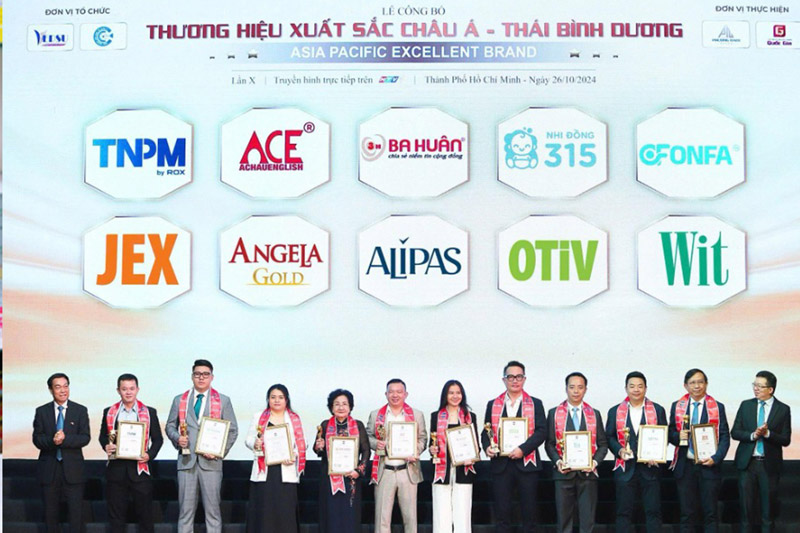 Cac san pham cua ECOGREEN chinh phuc cac giai thuong uy tin trong nuoc va quoc te.