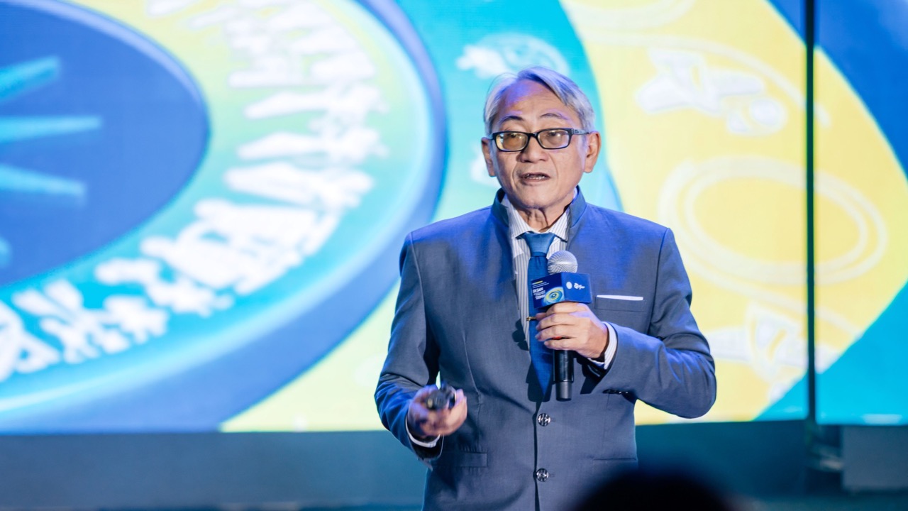 Associate Professor, Dr. Cao Huu Nghia - Head of the Department of Biomedical Sciences, Pasteur Institute, Ho Chi Minh City, warned that the burden of disease due to the increasingly increased strain of the spleen is especially in adults. Photo: PHAY QUANG