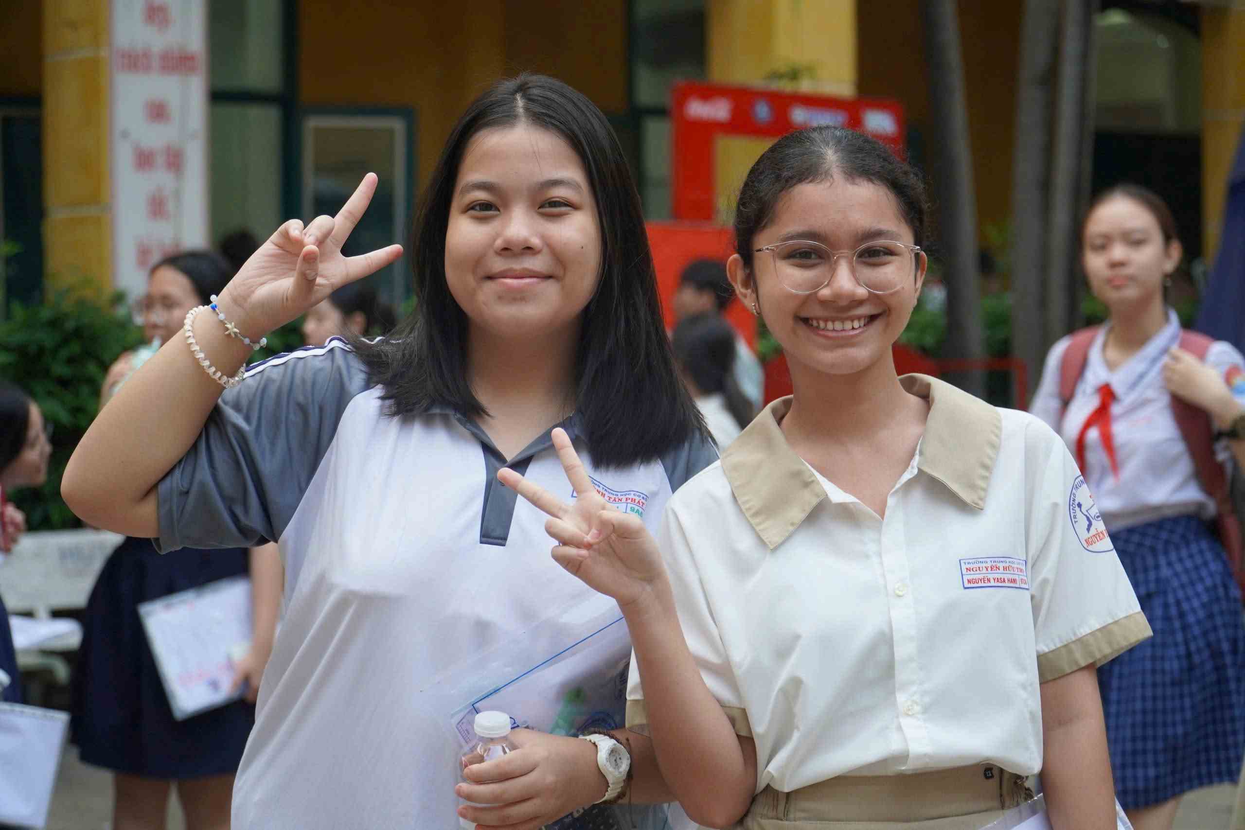 Confidently mixed with anxiety, HCMC candidates officially entered the 10th grade "rac race".