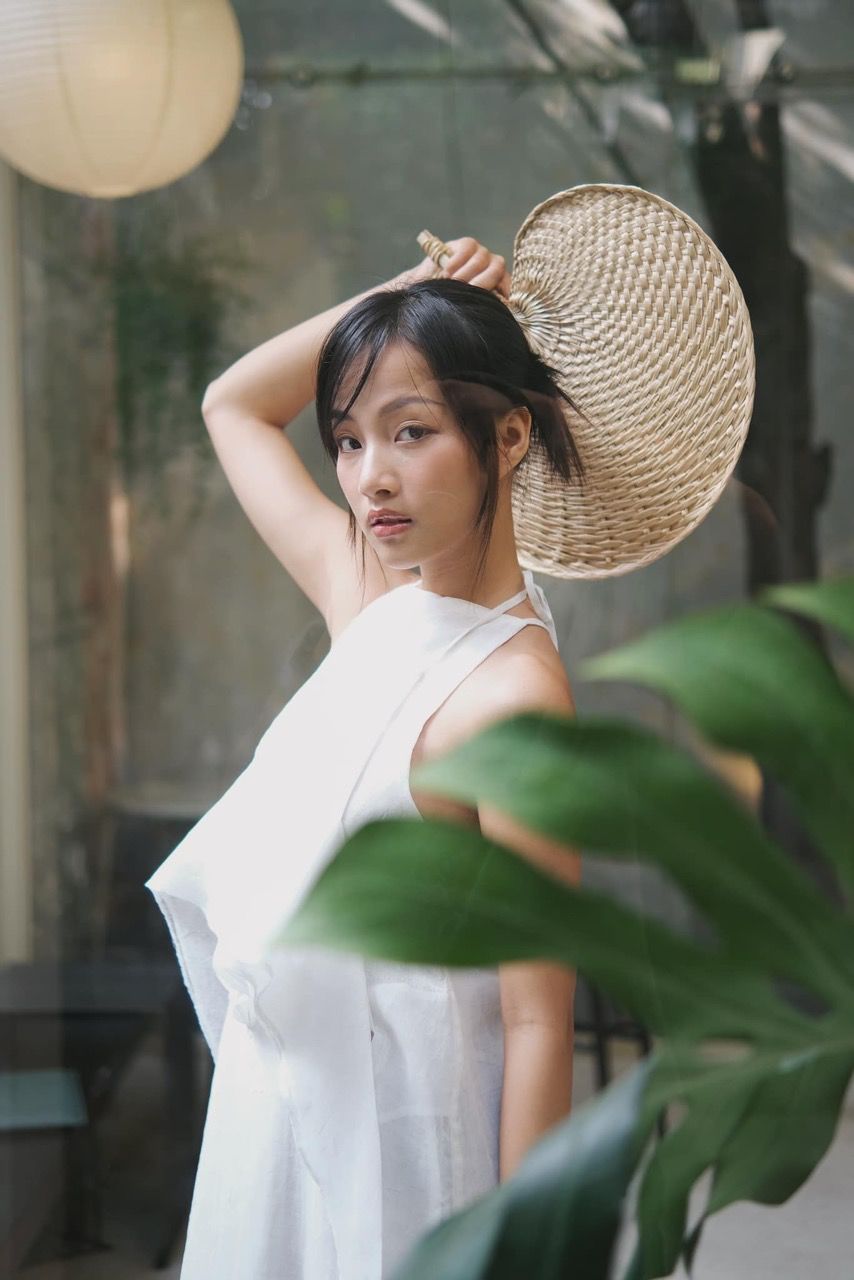 Co duyen voi mon nghe thuat thu Bay cua Phuong Thanh den kha bat ngo. Truoc day, co theo hoc tai Dai hoc My thuat TP HCM va gan nhu da dinh hinh su nghiep tuong lai cua minh trong linh vuc my thuat. Song, sau khi tot nghiep, nho cong viec lam mau anh, dong TVC… da dua Phuong Thanh den voi con duong dien xuat.