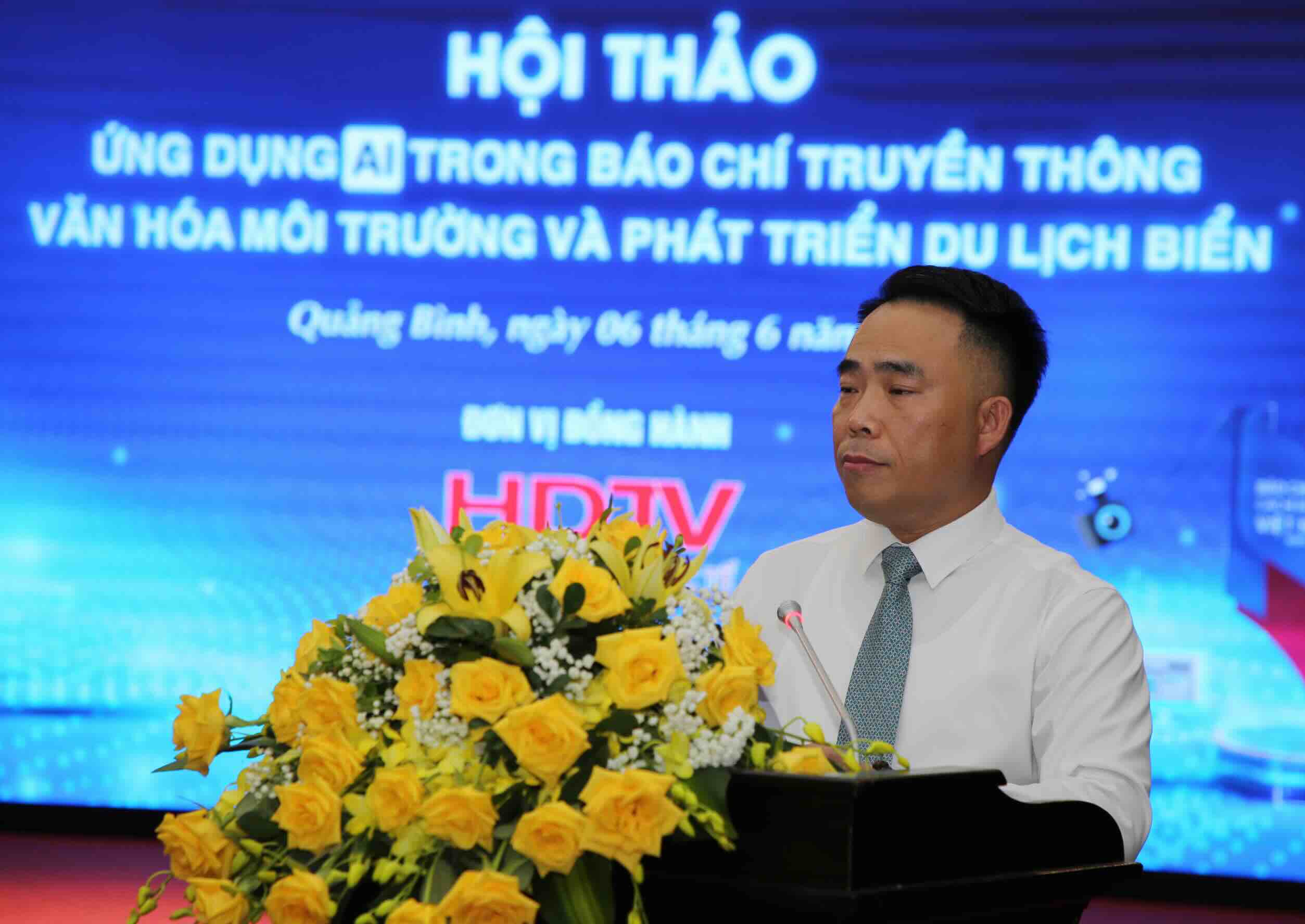 TS. Dao Xuan Hung - Tong Bien tap Tap chi Nong nghiep va Moi truong phat bieu tai hoi thao. Anh: Cong Sang