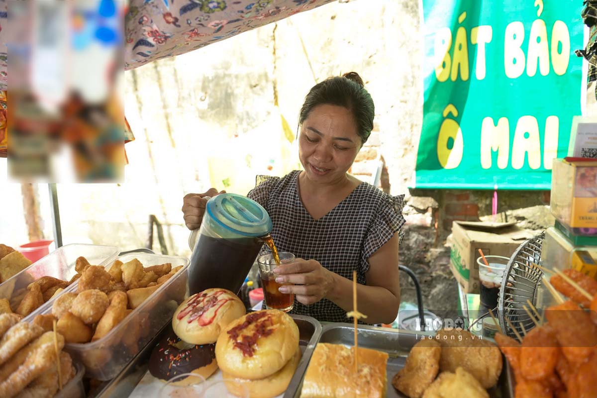 Quan nuoc o mai ton tai gan 40 nam o TP Nam Dinh. Anh: Ha Vi