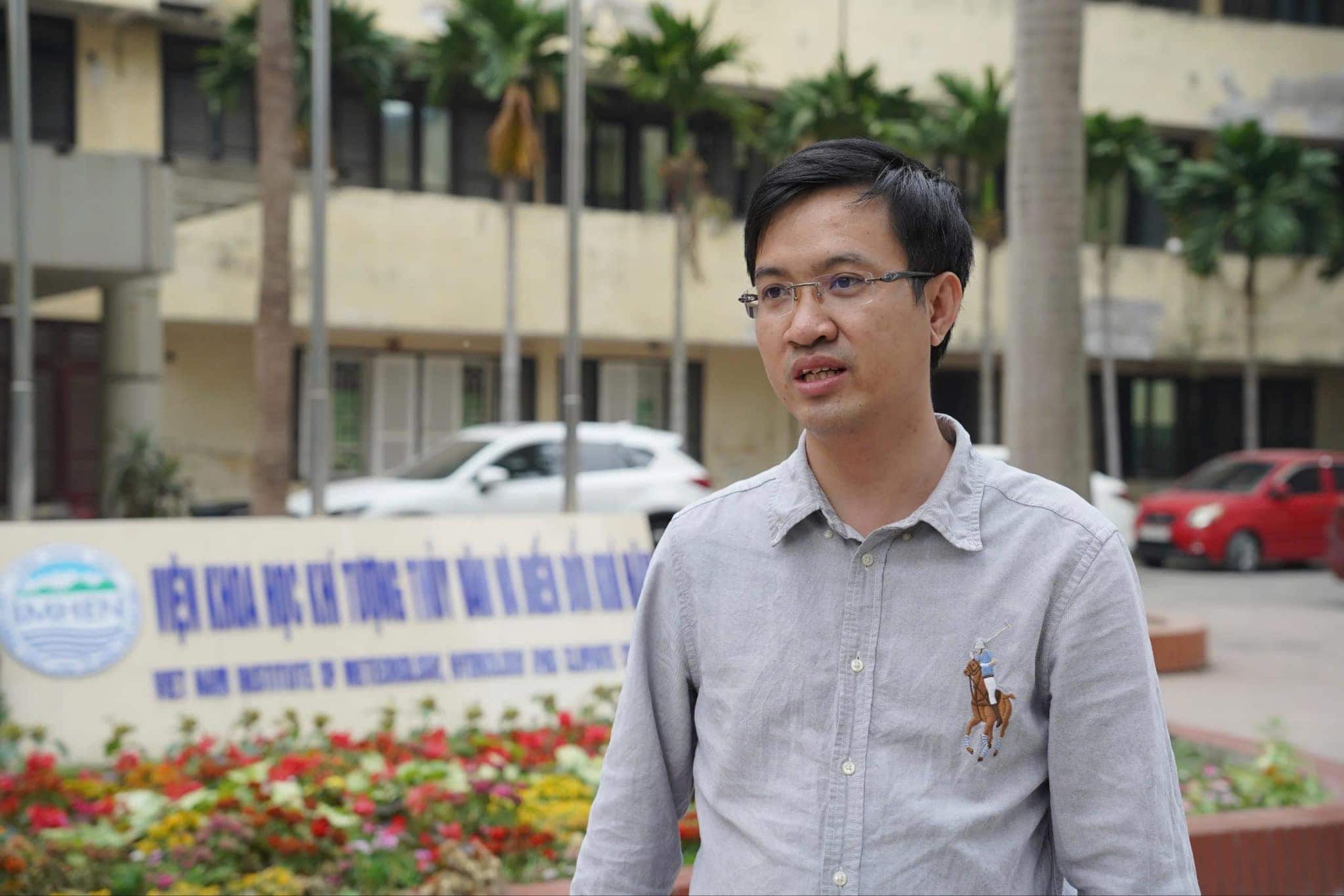 Tien si Truong Ba Kien - Pho Giam doc Trung tam nghien cuu Khi tuong khi hau, Vien Khoa hoc Khi tuong Thuy van va Bien doi khi hau cung cap nhan dinh xu the khi hau tu thang 6 den thang 8. Anh: Vu Linh