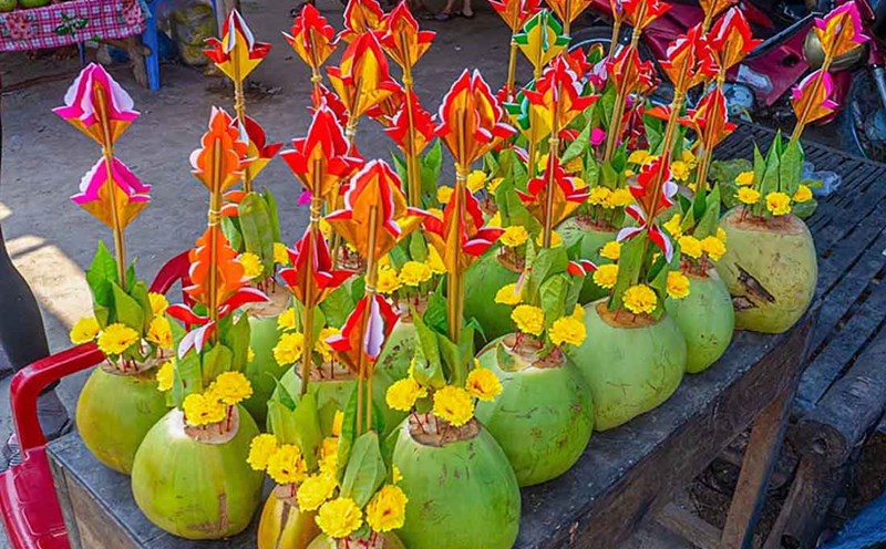 Coconut Worship Ceremony (Thach Con) of Soc Trang province recognized as a national intangible cultural heritage
