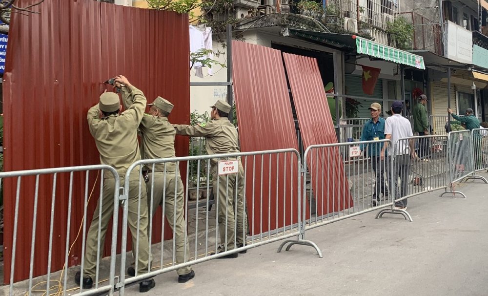 Conclusion No. 163-KL/TW requires studying a roadmap to extend the use of part-time workers in accordance with the time of rearranging villages and residential groups. Photo: Tran Vuong