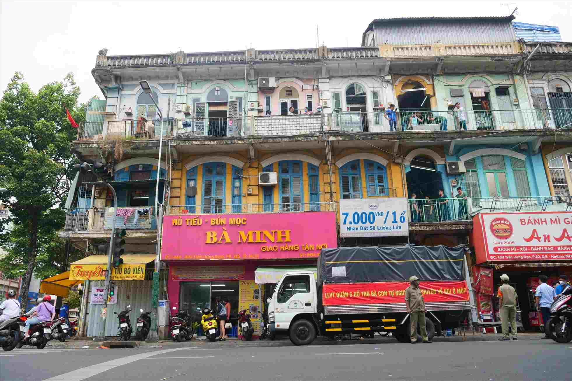 Apartment building 440 Tran Hung Dao (District 5, Ho Chi Minh City) before demolition. Photo: Anh Tu