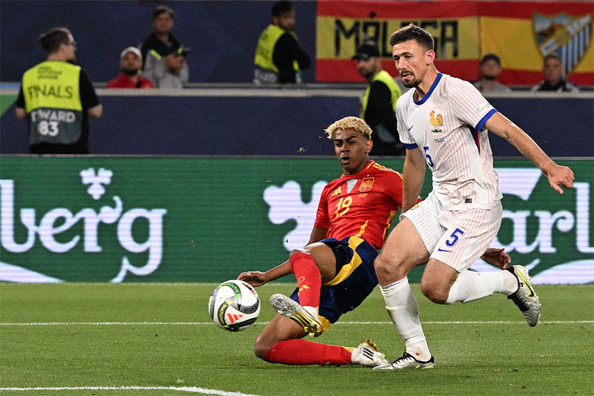 Lamine Yamal da danh bai Clement Lenglet va Mike Maignan voi pha lam ban khac thuong nay. Anh: AFP