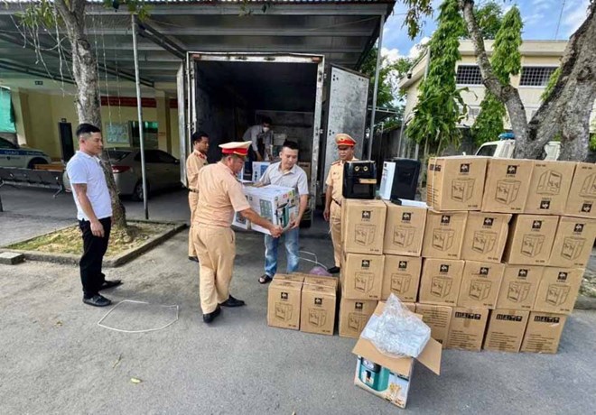 Bắt giữ lô hàng không rõ nguồn gốc xuất xứ