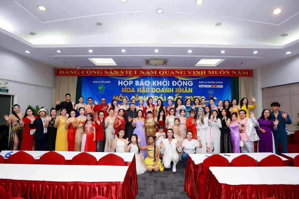 Cuoc thi hua hen se la san choi giup cac nu doanh nhan the hien tai nang. Anh: Ban to chuc cung cap