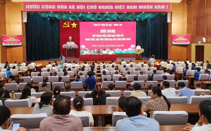 Scene of the dialogue conference between the people and provincial leaders in 2024. Photo: Thanh An