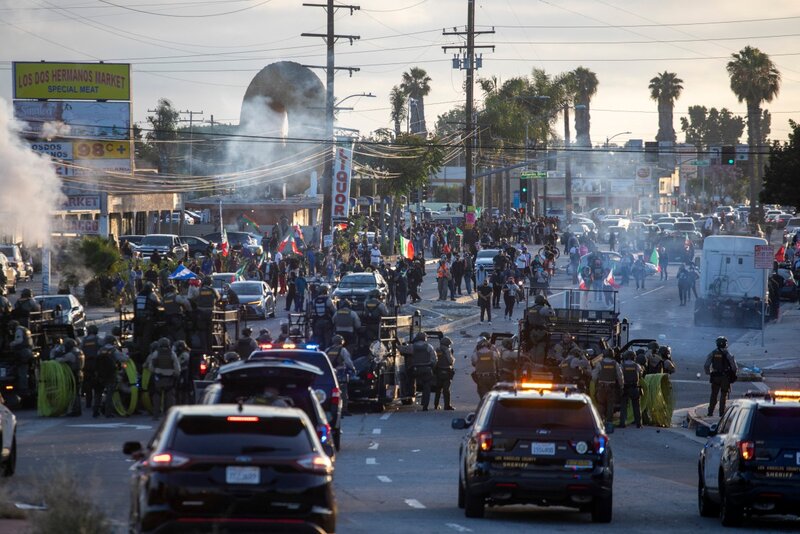 Trump envio 2.000 guardias nacionales para responder a las protestas en Los Angeles, California. Foto: AFP