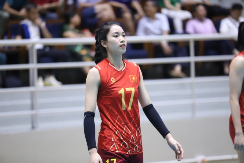 El propietario Nguyen Thi Phuong del equipo de voleibol femenino vietnamita. Foto: Nguyen Vu