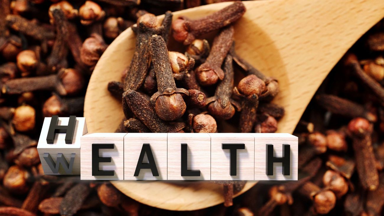 Drinking clove water in the morning has health benefits. Graphics: Thanh Thanh