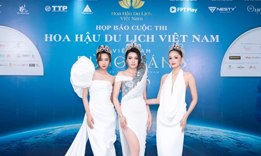 Top 3 Hoa hậu Du lịch Việt Nam đương nhiệm. Ảnh: BTC