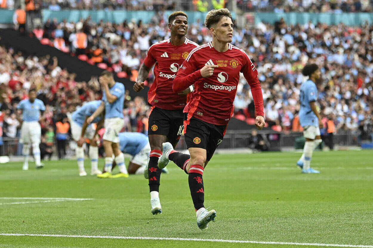 Se ha esperado mucho en Old Trafford, a Marcus Rashford y Garnacho.  Foto: AFP