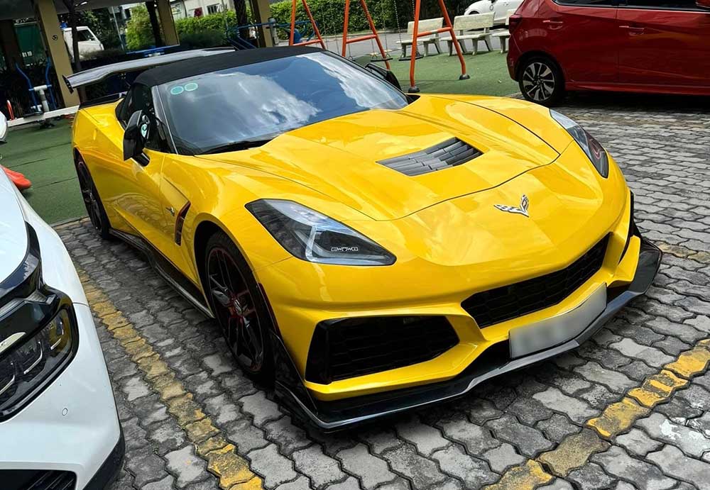 Chevrolet Corvette C7 ZR1 en Binh Duong llamo la atencion de la comunidad amante de los automoviles en Vietnam. Foto: Tran Tung