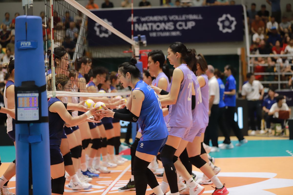 Toi 8.6, tai nha thi dau huyen Dong Anh (Ha Noi), tuyen bong chuyen nu Viet Nam cham tran Dai Loan (Trung Quoc) o luot tran thu hai bang A, giai AVC Nations Cup 2025.