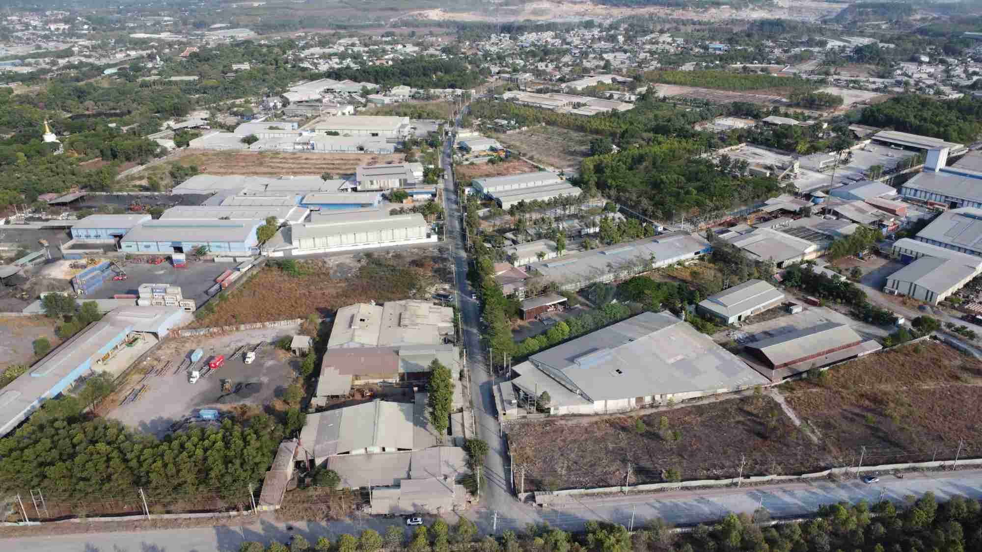 Dong Nai requiere la reubicacion de empresas en el area terrestre de aproximadamente 72ha en Phuoc Tan Ward, Bien Hoa City - en 2025. Foto: HAC HAC