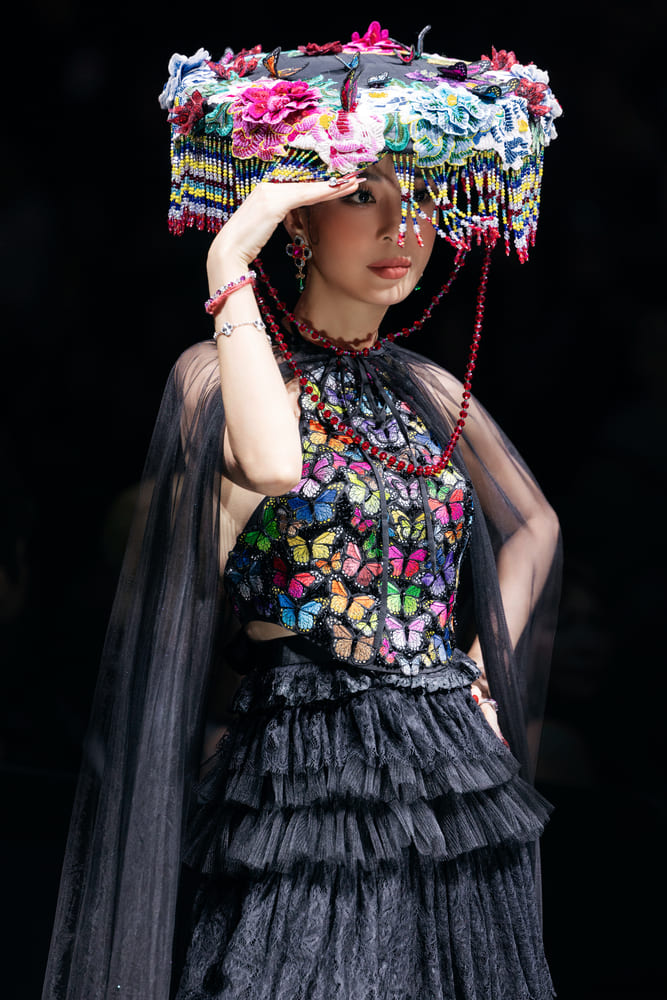 Doan Hong Diep nhan duoc nhieu loi khen ngoi 