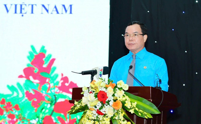 The President of the Vietnam General Confederation of Labor launched an emulation movement on innovation and digital transformation. Photo: Mai Huong