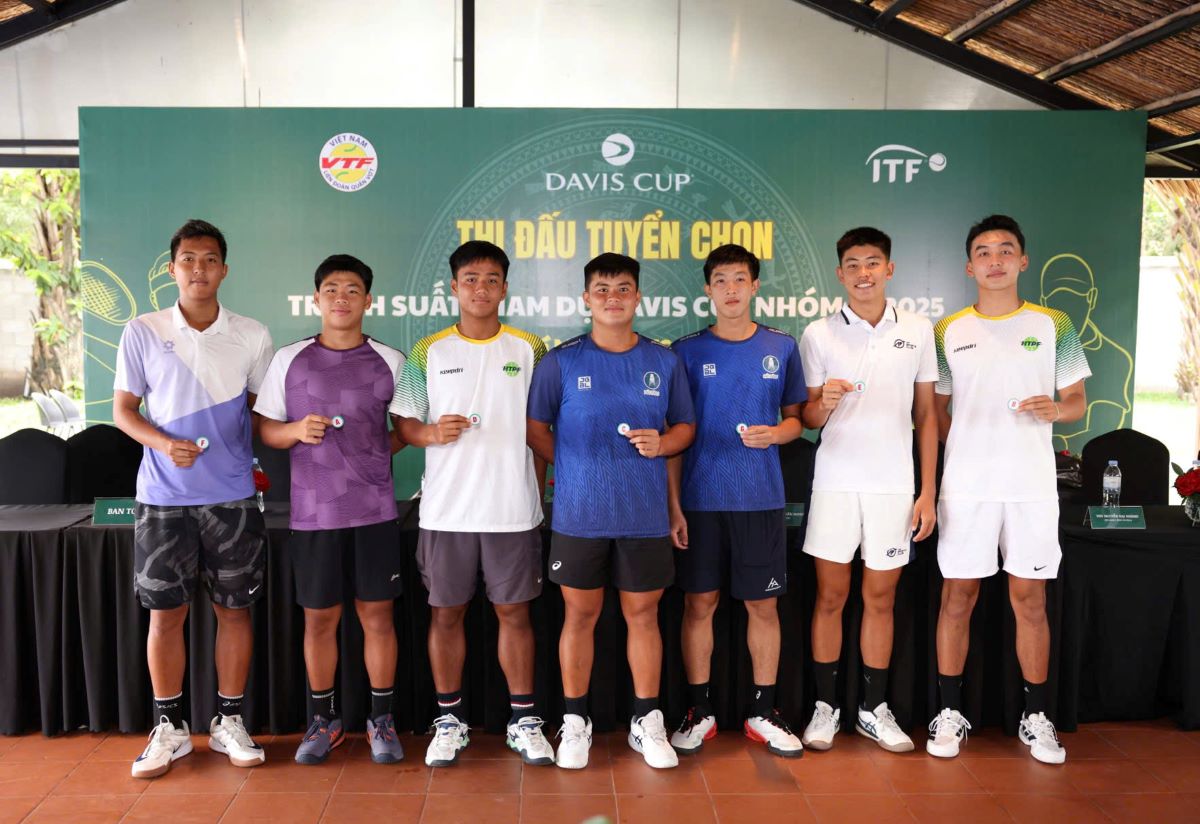 7 tay vợt tham dự vòng đấu tuyển chọn vào tuyển Davis Cup Việt Nam. Ảnh: VTF