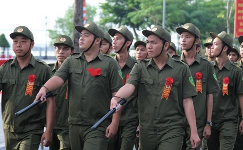 Forces participating in protecting security and order at the grassroots level are tasked with supporting militia and self-defense forces. Photo: Phong Linh
