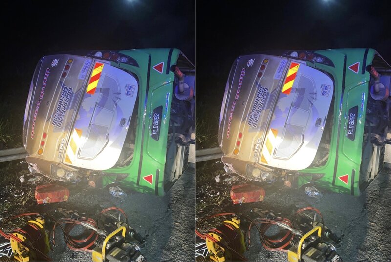 La escena del accidente automovilistico en Malasia. Foto: AFP