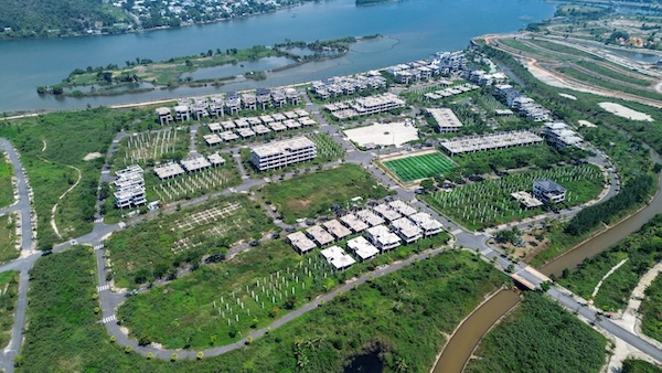 Da Nang invito al precio de la tierra a fijar el precio del Proyecto Golden Hills. Foto: Recitacion de escritura