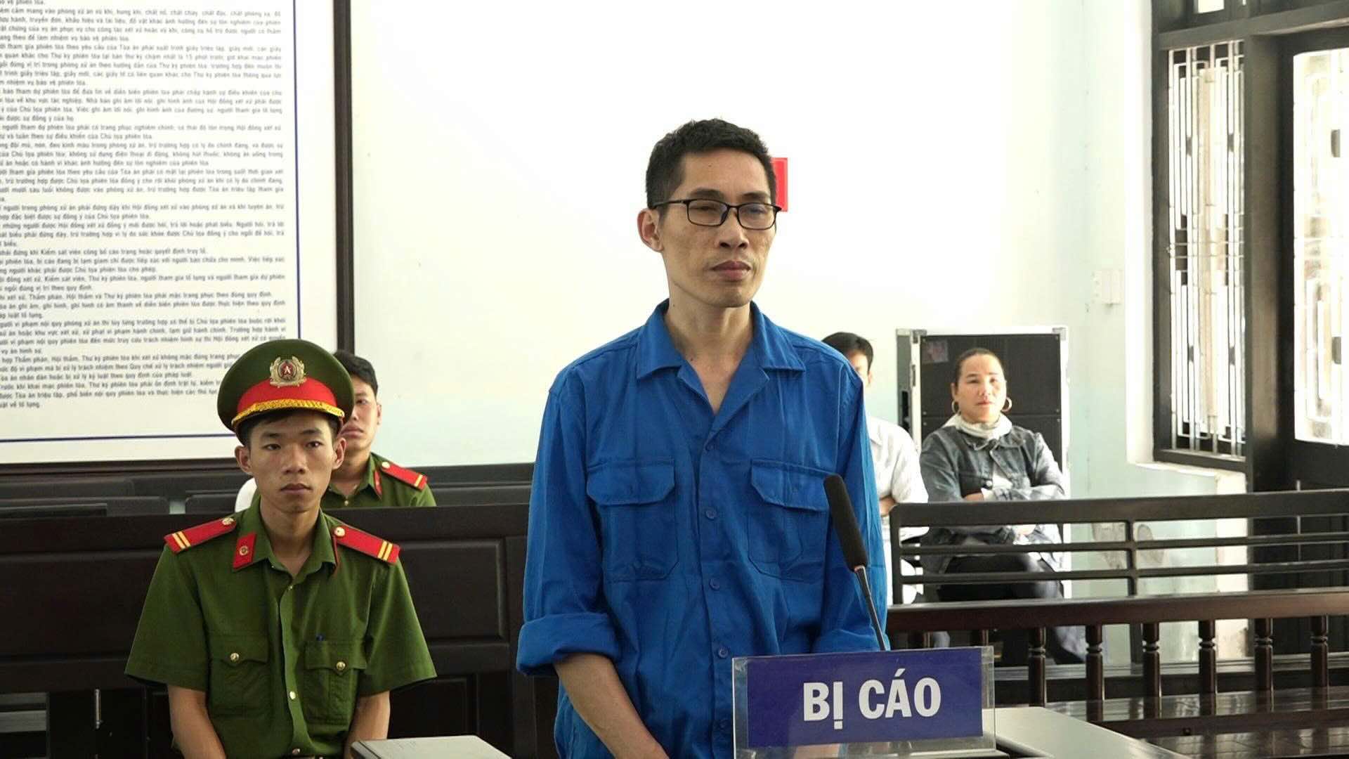 Using tricks to commit fraud, a director was sentenced to 25 years in prison.