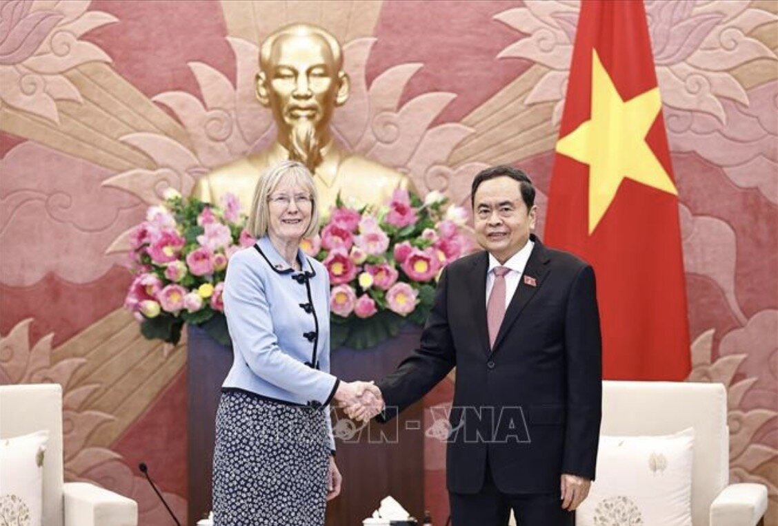 Miembro de Politburo, el presidente de la Asamblea Nacional, Tran Thanh, pidio a Australia que continue apoyando a Vietnam para construir una infraestructura esencial. Foto: VNA