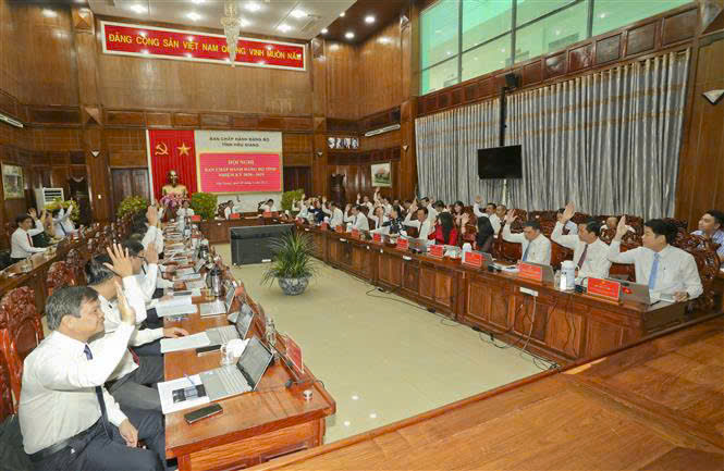 Quang canh hoi nghi. Anh: Duy Ba
