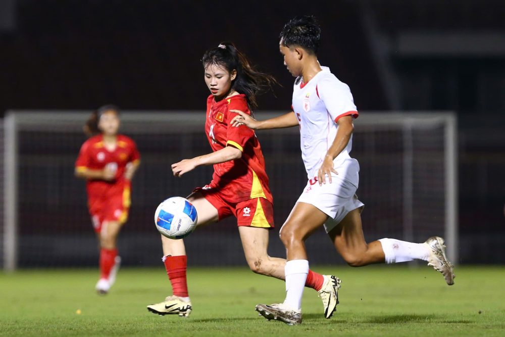 U19 nu Viet Nam gap nhieu kho khan truoc Myanmar. Anh: VFF