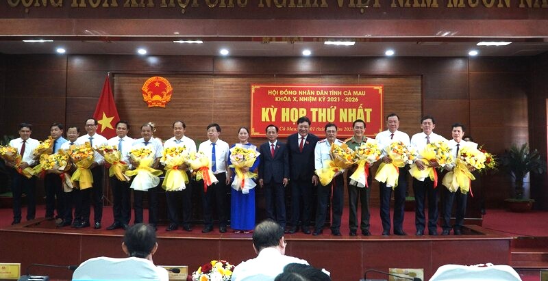 HDND tinh cong bo danh  sach thanh vien UBND tinh Ca Mau. Anh: Nhat Ho