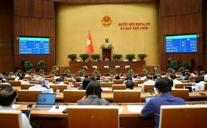 Officially abolish the death penalty for 8 crimes including embezzlement of property and bribery from July 1. Photo: Quochoi.vn