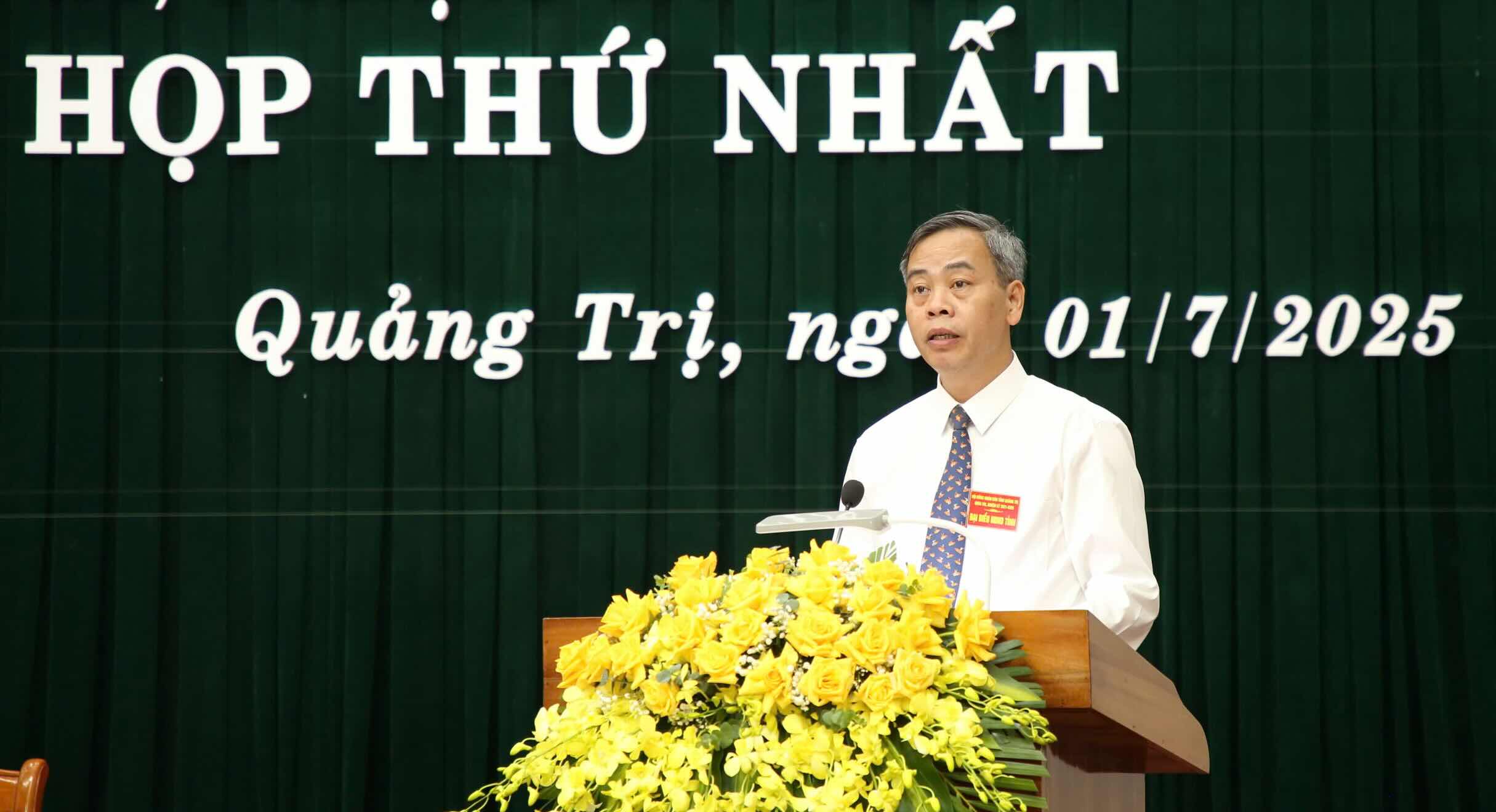 Nguyen Dang Quang 씨가 Quang Tri성 인민의회 의장직을 맡고 있습니다. 사진: Cong Sang