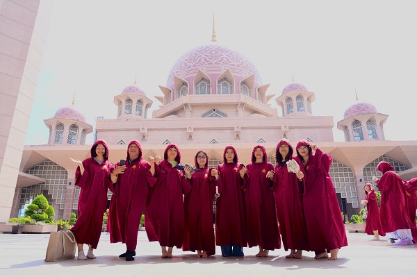 Nhieu net van hoa doc dao cua Malaysia cho ban kham pha. Anh: Lan Anh