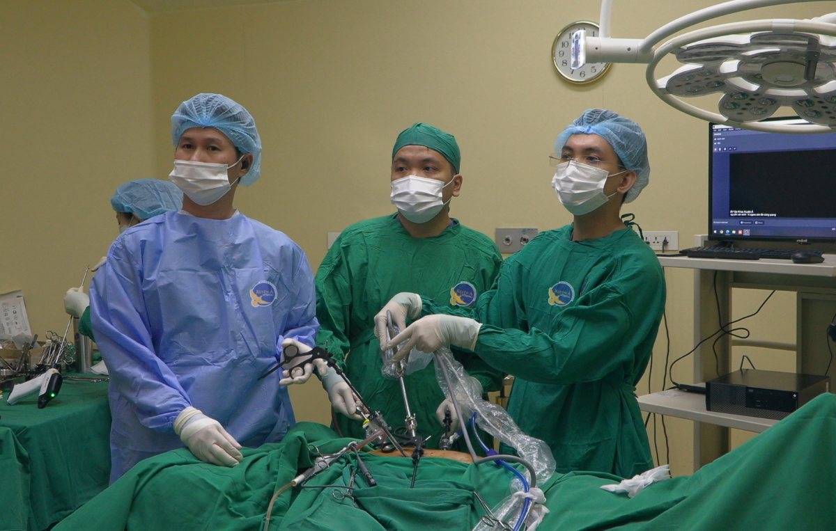 치질인 줄 알았던 여성이 2개월 동안 혈변을 보다가 암이 전이되었습니다.