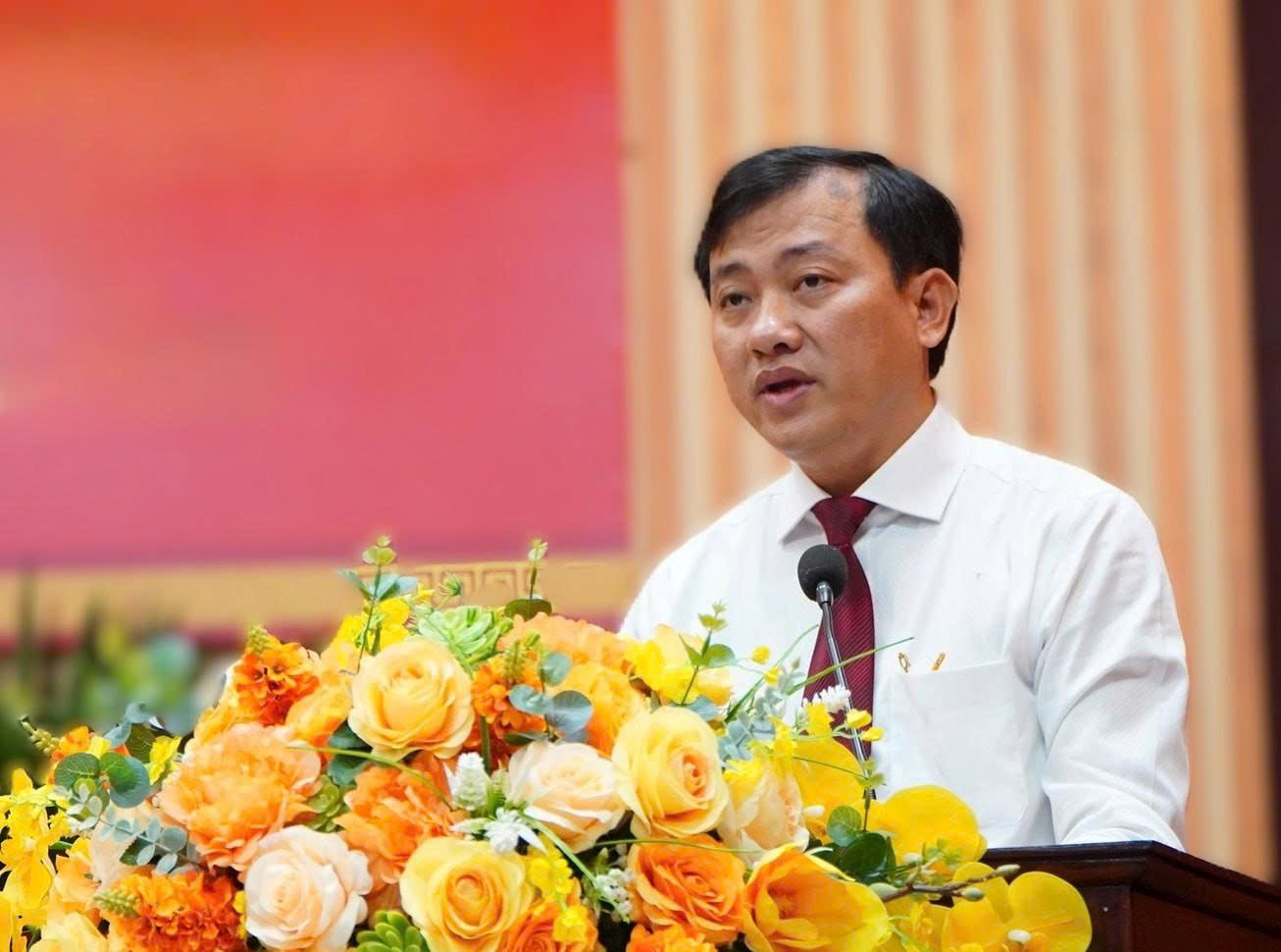 Ong Phan Van Binh, tan Giam doc So Noi vu TP Da Nang, kiem Chu tich UBND dac khu Hoang Sa. Anh: Hoang Bin