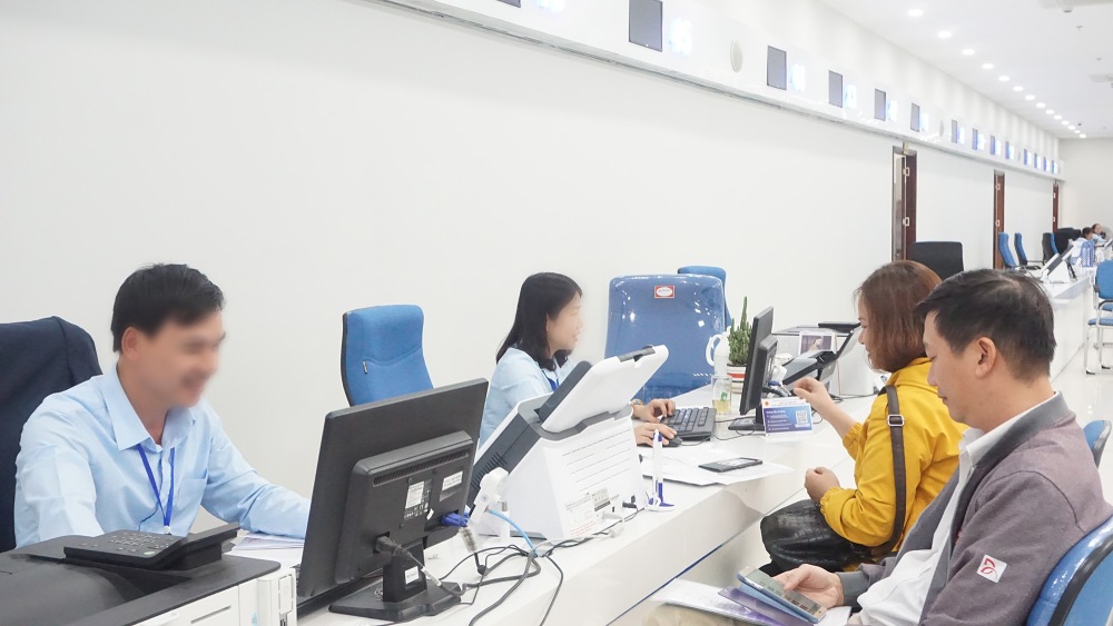 Assign the Ministry of Home Affairs to handle the arrangement and assignment of the new commune-level cadres, civil servants and public employees of Quang Ninh province. Photo: tthcc.campha.gov.vn