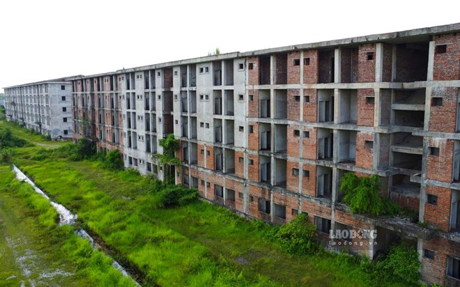Cận cảnh ký túc xá bỏ hoang sắp được cải tạo thành nhà ở công vụ tại Ninh Bình