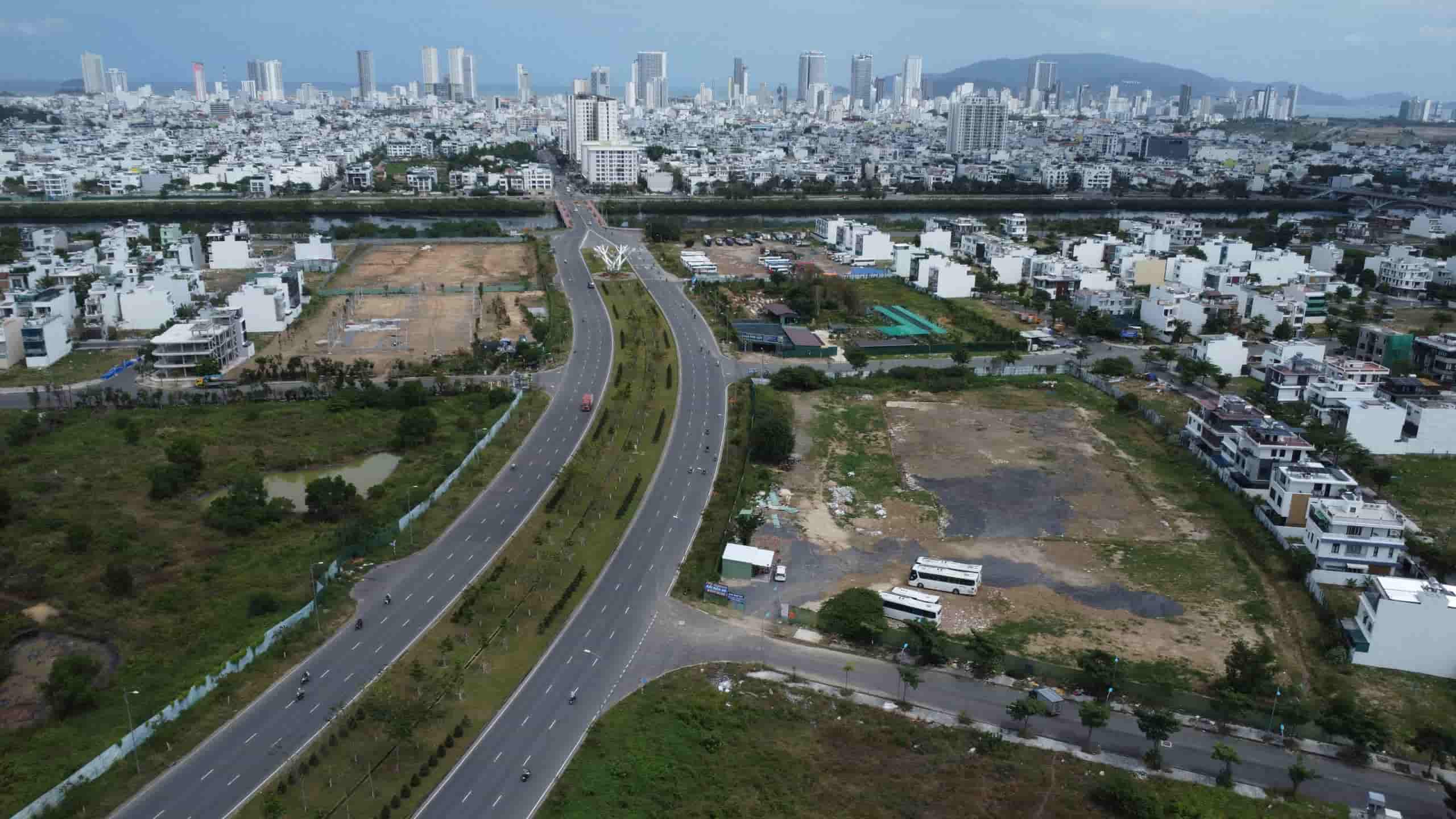 칸호아는 26개 사회 경제 개발 목표 중 24개를 완료했습니다. 사진: 흐우롱