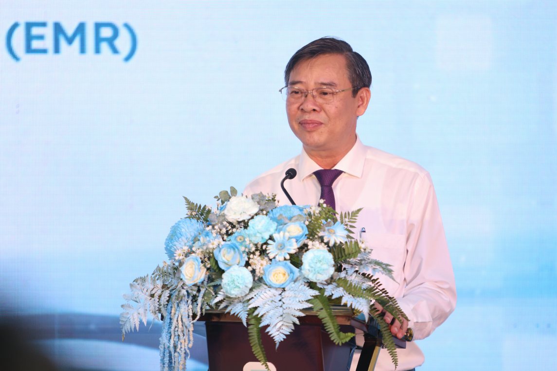 Pho Bi thu Thanh uy Can Tho Truong Canh Tuyen phat bieu tai buoi le. Anh: Ta Quang