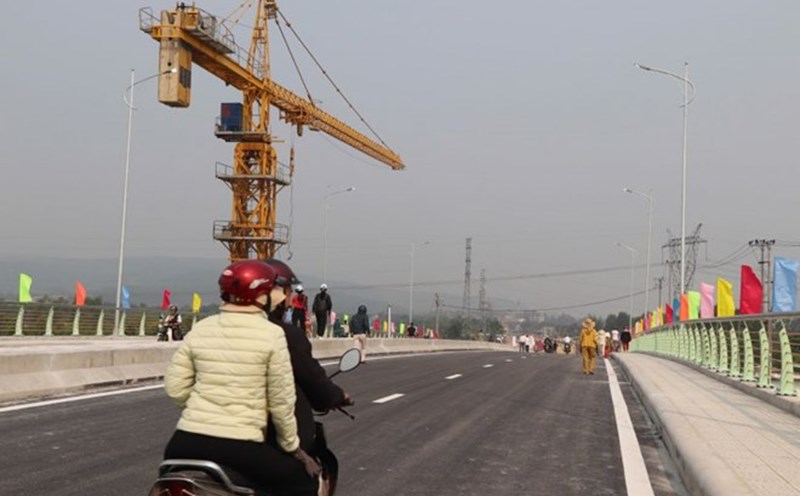 A corner of Quang Da bridge (Da Nang). Photo: Nguyen Linh