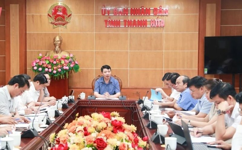 Mr. Le Duc Giang - Vice Chairman of Thanh Hoa Provincial People's Committee chaired a meeting at the Provincial People's Committee before being prosecuted. Photo: T.L
