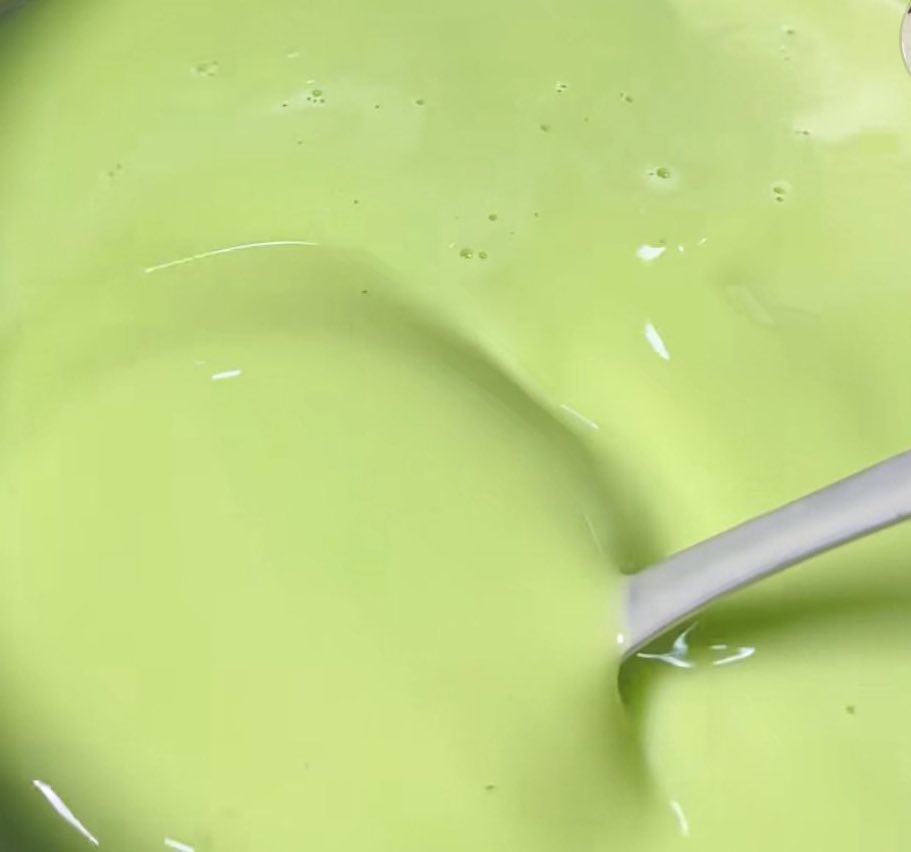 Green beans for added pineapple leaves are a good drink for the liver. Photo: Quang Minh.