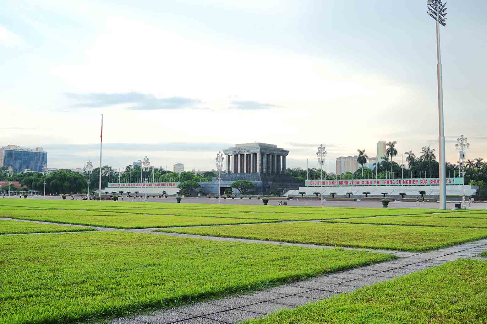Ba Dinh Square (Hanoi), apres-midi 10.7. Photo: Huu Chanh