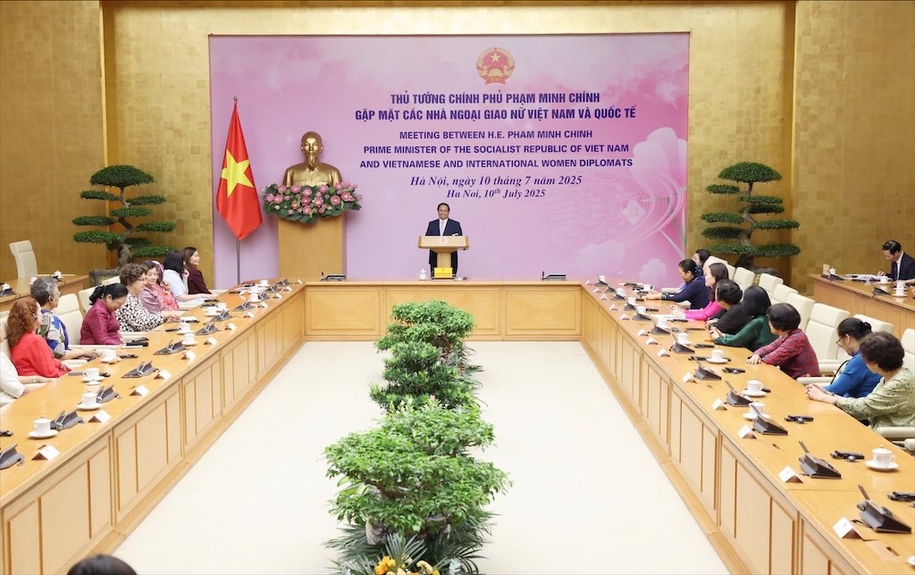 Thu tuong Chinh phu Pham Minh Chinh phat bieu tai buoi gap mat. Anh: Hai Nguyen