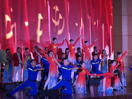 Tiet muc van nghe tai chuong trinh. Anh: Kieu Vu